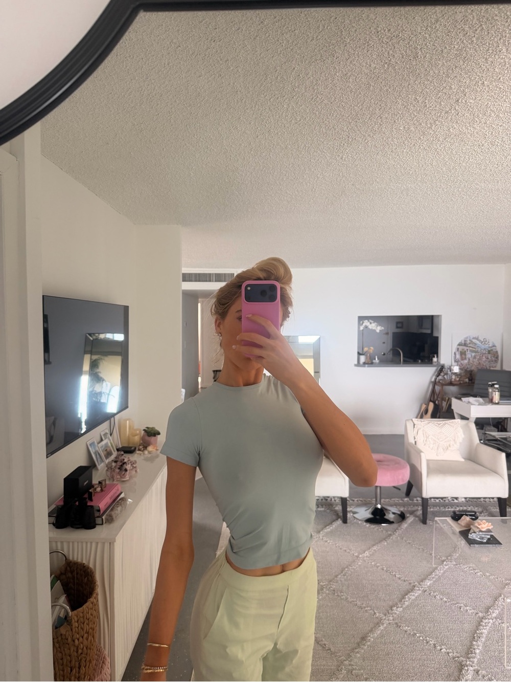 SKIMS Women's Short Sleeve Crew Tee in Pale Blue- fitted and flattering!